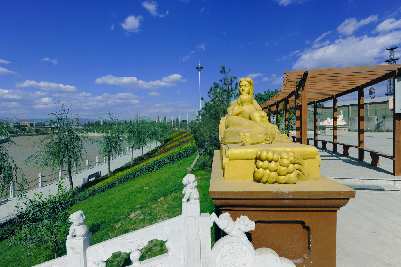 13262港澳龙门客栈