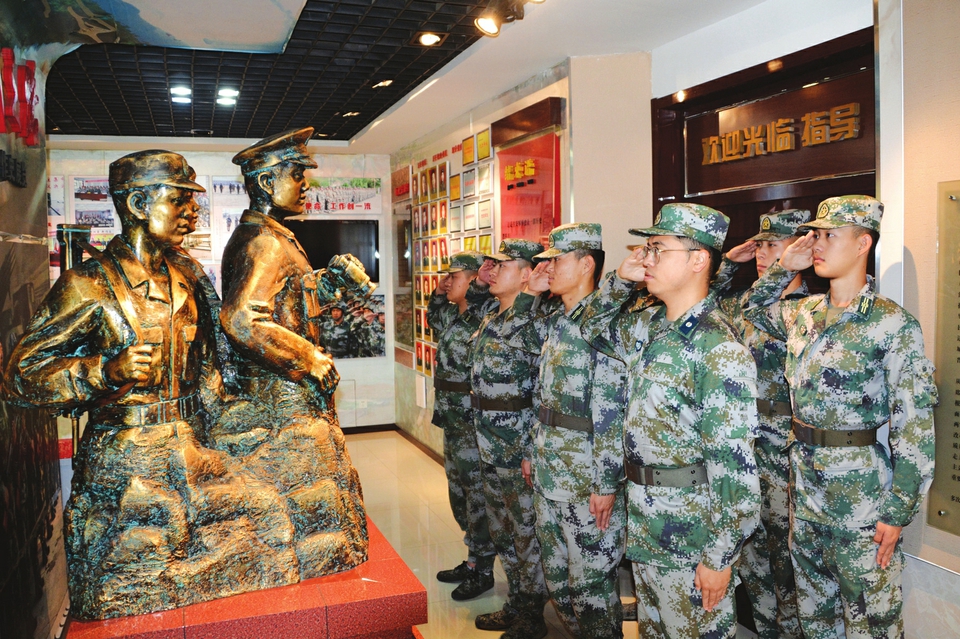 13262港澳龙门客栈